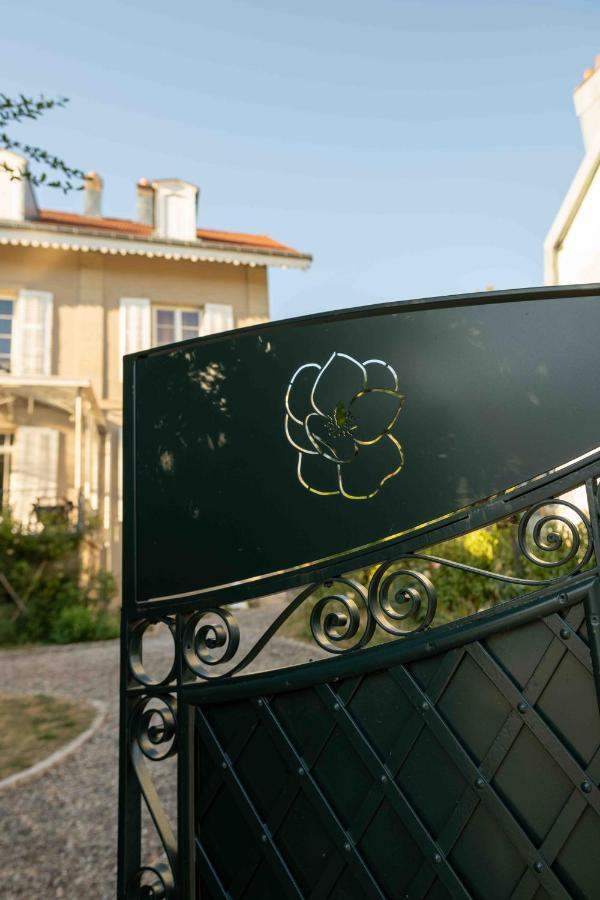 Le Parc Du Magnolia Bed & Breakfast Montbéliard Exterior foto